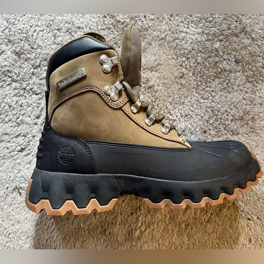 Timberland Men's Green and Black Boots